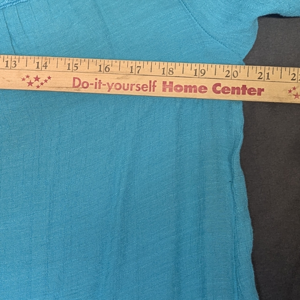 Blue Crochet & Cold Shoulder Blouse Size Medium - Picture 6 of 8